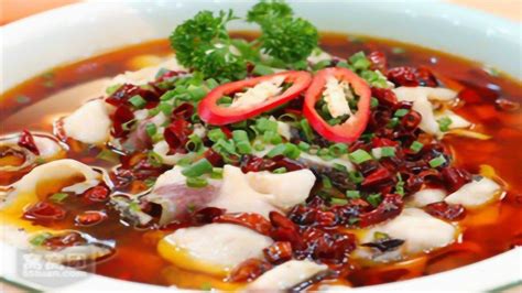 正宗川菜水煮鱼做法和要领_重庆新东方烹饪学校