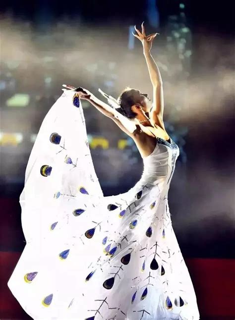 最美的三位舞蹈家，杨丽萍还在坚持，金星做主持，她却转战影视界 - 360娱乐，你开心就好