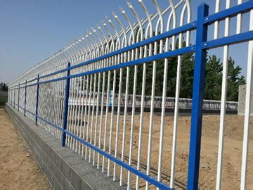 珠海锌钢围栏定制安装，小区别墅防攀爬围栏厂家_广东中护围栏工程有限公司