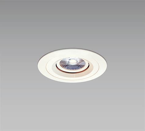 LED小型可调节角度筒灯Ф85 – KOIZUMI照明