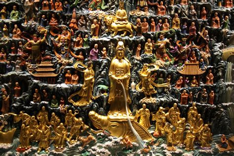 佛教文化 明代镀金彩绘木雕善财童子立像 - 五台山云数据旅游网