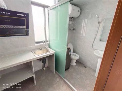 这里的澡堂能够免费洗澡，小东门街道升级澡堂还设了家庭助浴间 - 周到上海