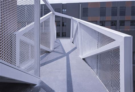 菱形拉伸铝板网-佛山欧百得铝板网厂家