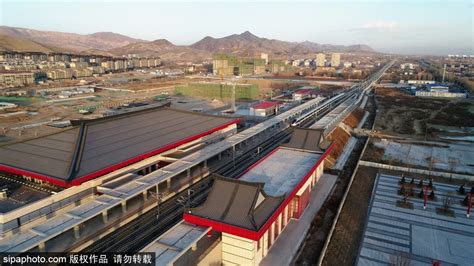 世界首条智能化高速铁路京张高铁之宣化北站