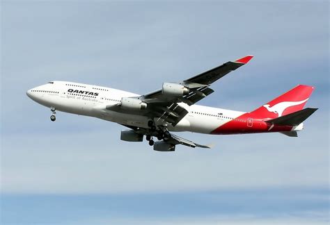 波音747-400