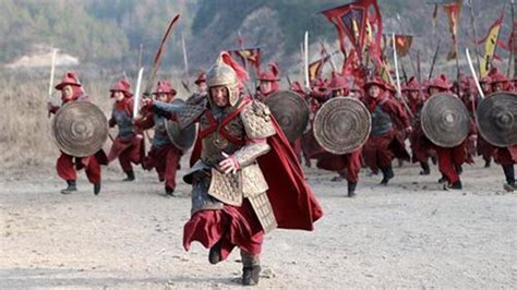 各朝军装大科普，看了你就知道中国古代军人有多帅