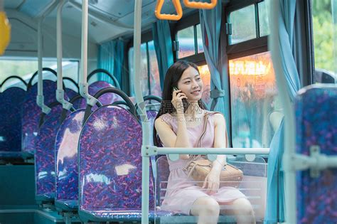 市区8路公交车换“新装”～_双拥_临汾_公交公司