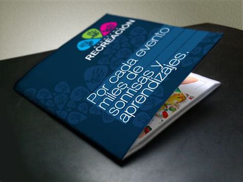 30个精彩绝伦的宣传手册设计欣赏(3) - PS教程网