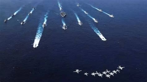 多图告诉你：美军的航母战斗群配置与火力输出有多强大_航空母舰