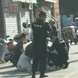 安徽男子当街持刀行凶致5死13伤 最新进展_手机新浪网