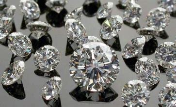 【干货】如何挑选钻石？钻石4C分级，如何正确的购买钻戒只需收藏本文！ - 知乎