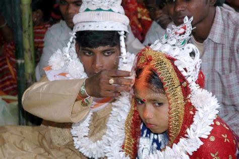 揭秘印度童婚陋习 3岁出嫁的儿童新娘_人物_GQ男士网