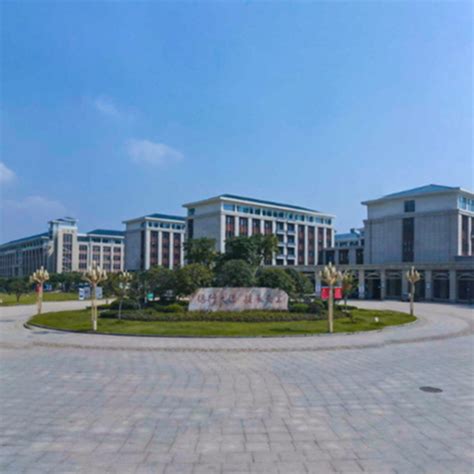 江西省教育厅、九江职业技术学院领导来校调研交流