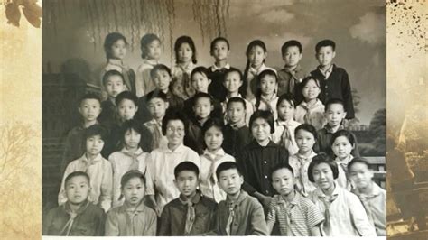 六张老照片，展现上世纪六十年代中国人的精神面貌_解放军_生活_工人