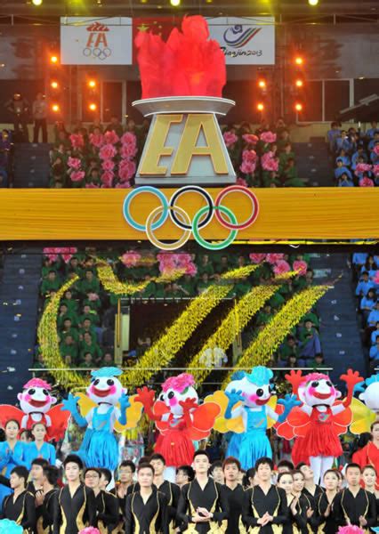 图文：东亚运开幕式隆重举行 现场精彩表演-搜狐体育