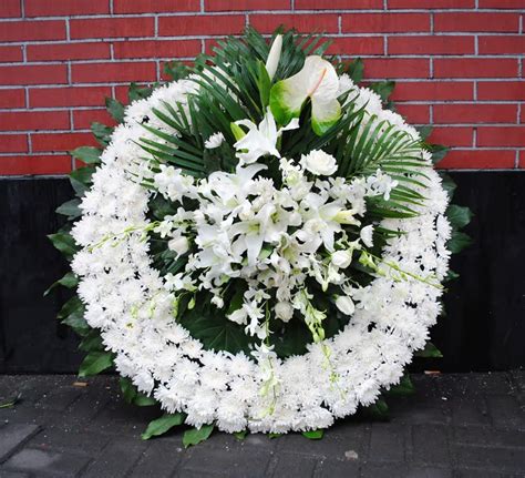 Condolence Flower 悼念花圈 066 – Online Florist Johor
