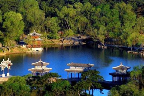 世界文化遗产：承德避暑山庄及周围寺庙，中国古典园林之最高范例