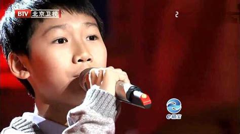吴俊飞演绎欢快歌曲《小小少年》 现场赞爸爸是英俊少年_综艺_高清1080P在线观看平台_腾讯视频