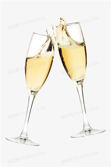 在活动中近距离观看一排香槟酒杯高清图片下载-正版图片504537112-摄图网
