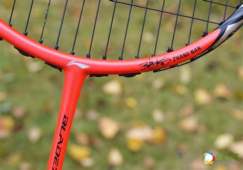 配置拉满，手感哇塞，这款球拍手感太让人上头了 - 爱羽客羽毛球网
