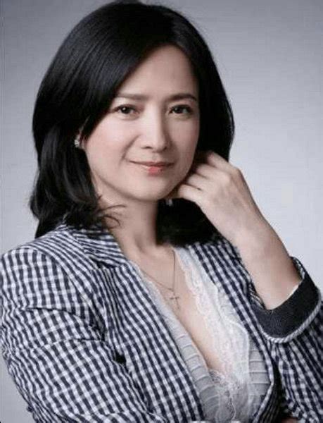 栗原杏里图片