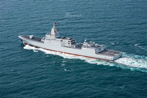 给你们看看真正的神盾舰：我军西安舰面向俄民众开放——上海热线军事频道
