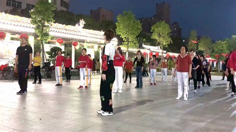 阿采广场舞美丽中国-火爆了超好看_广场舞教学视频_广场舞地盘