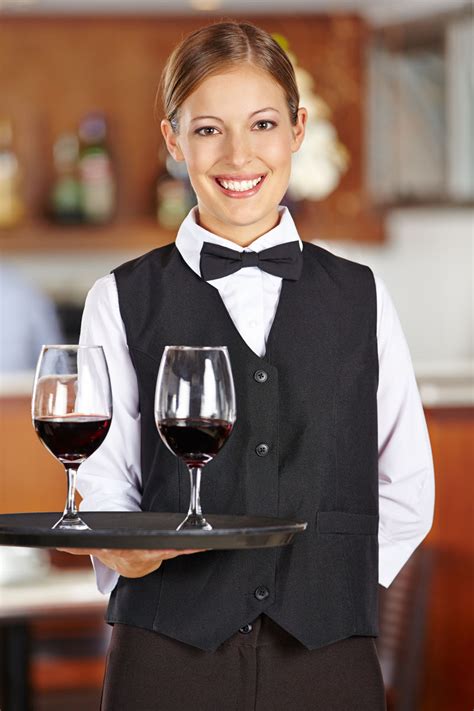 西餐厅女服务员形象高清图片下载-正版图片501711283-摄图网