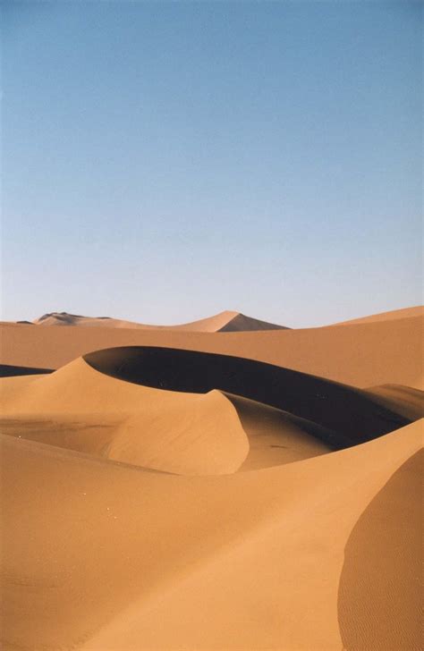 高清晰沙丘壁纸-欧莱凯设计网