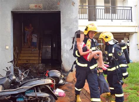 惊险一幕！6岁男童被父亲挟持，广西籍消防员刀下救人|南国早报网-广西主流都市新闻门户