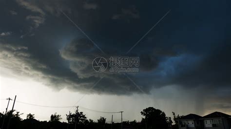 雷暴天空雨云高清图片下载-正版图片506581175-摄图网
