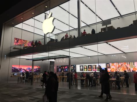 厦门苹果直营店介绍之Apple Store厦门新生活广场店 - 苹果手机维修点 - 丢锋网