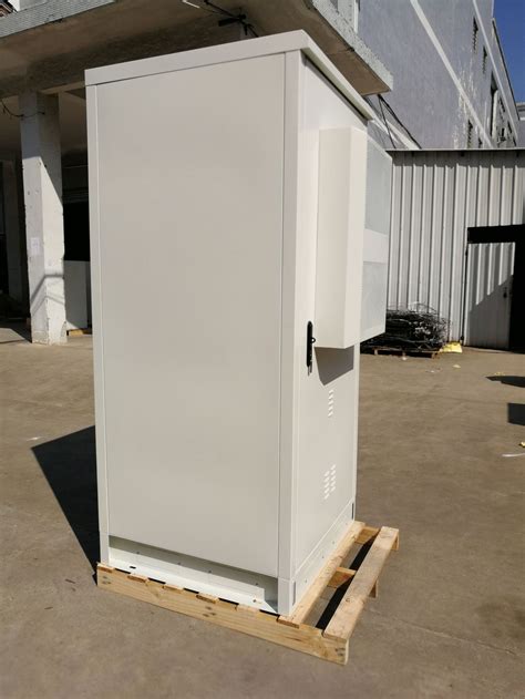 室外防尘机柜 全密封式室外防雨防尘IP65 19英寸机架式20-30U机柜-阿里巴巴