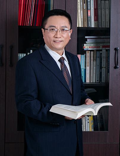 大成石家庄律师事务所积极学习《律师办理刑事案件规范》