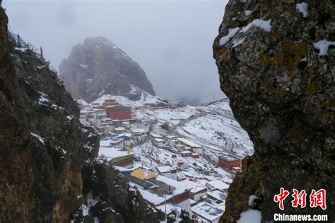 西藏丁青县孜珠寺风景壮观秀丽