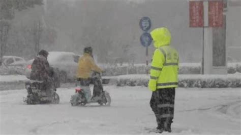 冻雨暴雪持续肆虐 吉林全力应对极端天气_长春