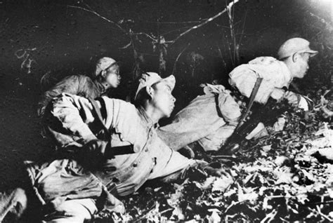 朝鲜战争中，志愿军挖掘地下坑道，长度能绕地球一周半_腾讯视频