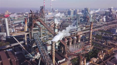 莱芜钢铁集团银山型钢有限公司黄烟滚滚污染环境 - 知乎