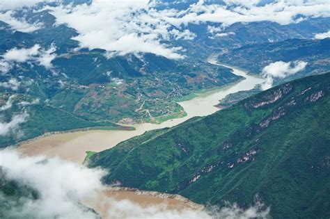 长江三峡60张原始美景: 雄壮而俊美, 神奇而灵秀|巫峡|瞿塘峡|十二峰_新浪新闻