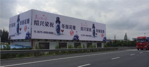 2016上海浦东国际女子半程马拉松|平面|宣传物料|北京见東品牌策划_原创作品-站酷ZCOOL