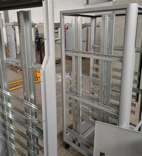 厂家供应机柜 19寸壁挂落地网络交换机 12U 42U冷轧钢板钣金机箱-阿里巴巴