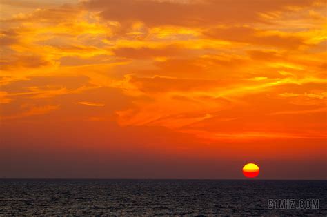 日落 天空 红色的天空 红云 天空火 海岸 海洋 农村 晚上图片免费下载 - 觅知网