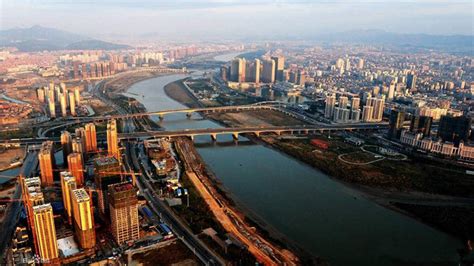 泉州市GDP连续21年位居福建省第一名，海上丝路名城魅力十足