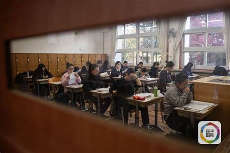 韩国大学毕业生失业率攀升 多数"三十未立"_新闻频道_中国青年网