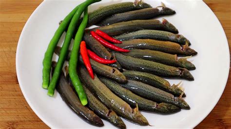 泥鳅5种最好吃的做法，每种都简单美味，看看你喜欢吃哪种？_干辣椒_小火_料酒