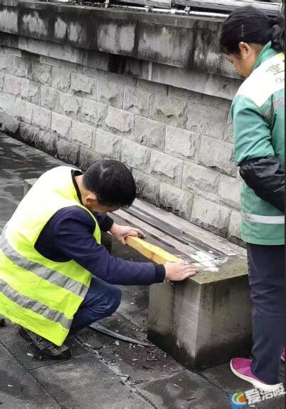白鹤森林公园望州阁休闲椅破损已修复 重庆风景园林网 重庆市风景园林学会