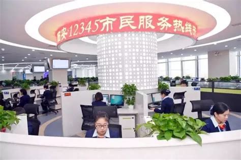 电商中国-西安首家线上线下融合一站式直播电商产业园揭牌仪式