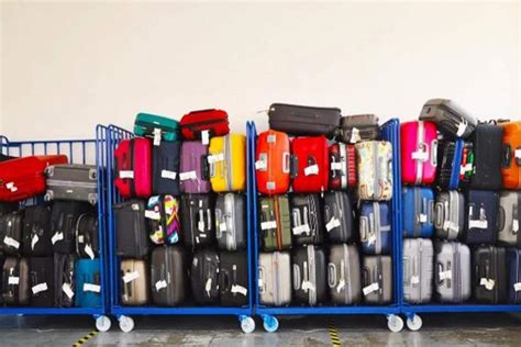 国际托运行李价格怎么收费？2023国际飞机托运收费价格表一览 - 拼客号
