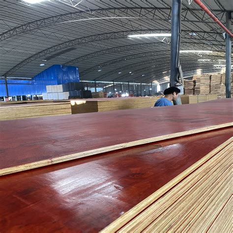 建筑红模板尺寸多大?建筑红板规格-贵港市成林木业官网