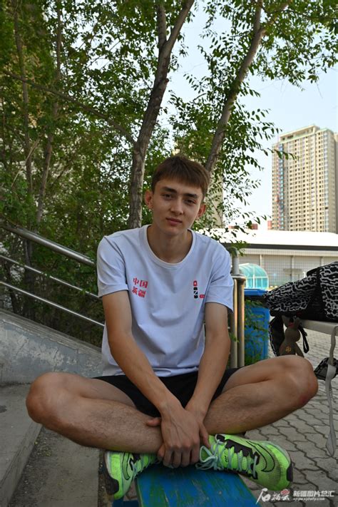 新疆好故事 | 17岁新疆追风少年，破纪录的样子太帅了